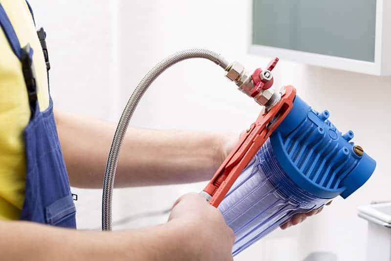 filtr Zalety i wady filtrów uzdatniających wodę