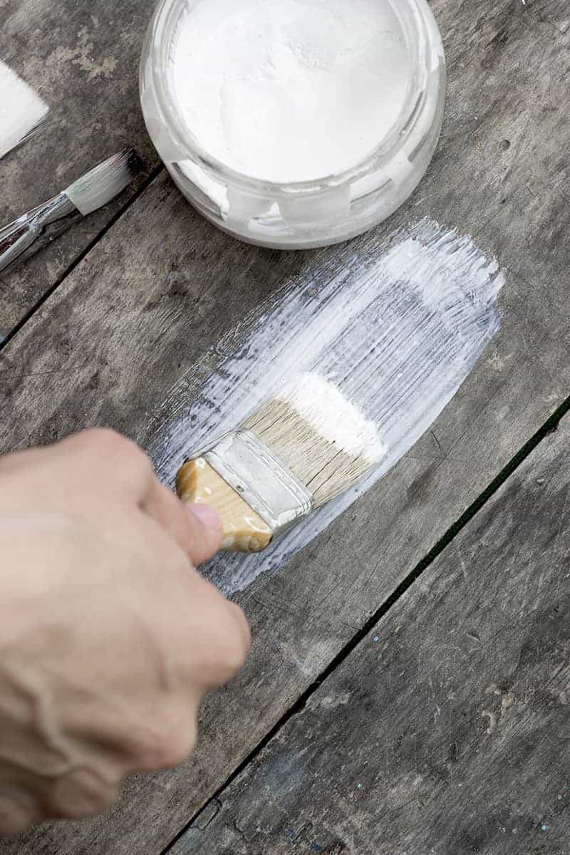 Farba do mebli Słoje drewna i zmiana koloru