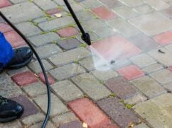 Czyszczenie kostki brukowej: czym myć i ile to kosztuje