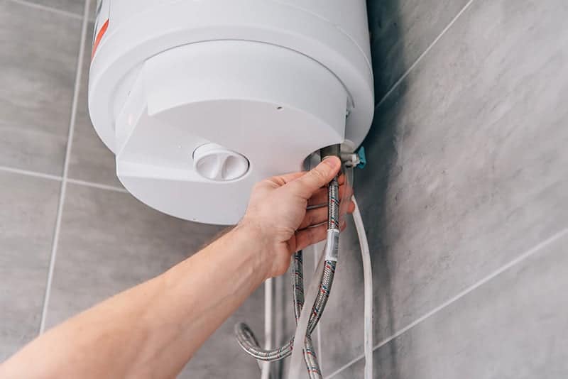 bojler Jak podłączyć bojler elektryczny krok po kroku?