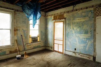 Jak wziąć kredyt na remont domu w 2023?