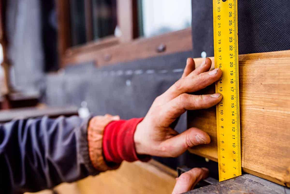 Elewacja drewniana: koszt, zalety i wady, montaż krok po kroku