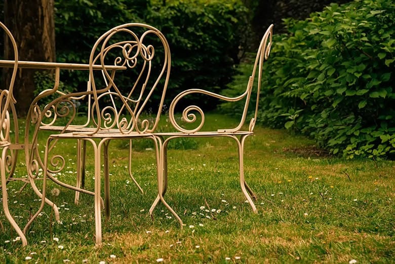 Czy warto kupić meble ogrodowe