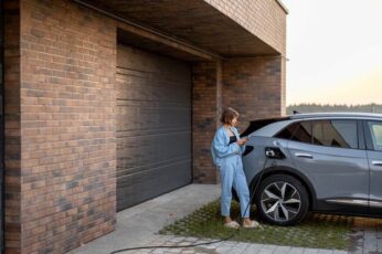 Garaż na samochód elektryczny