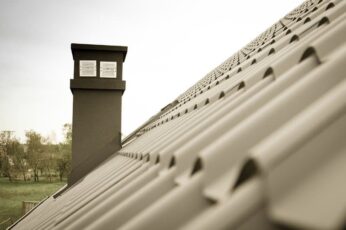 Komin stalowy – kiedy sprawdzi się w domu jednorodzinnym? | BLOG BUDOWLANY
