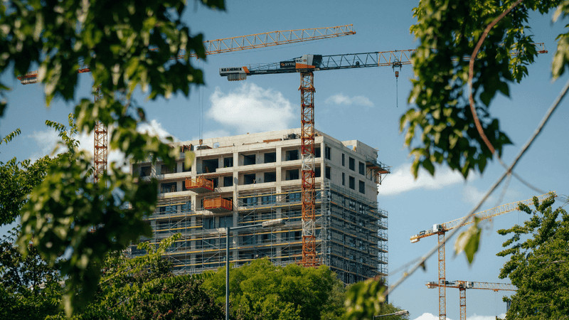 5 aspektów, na które warto zwrócić uwagę, decydując się na dewelopera w Łodzi | BLOG BUDOWLANY