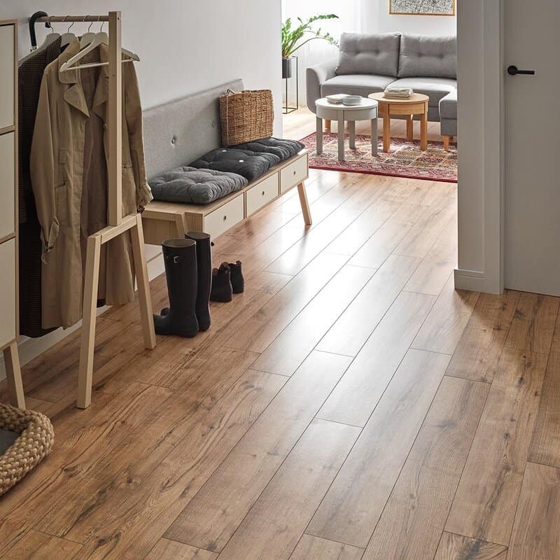 Panele podłogowe – jakie wybrać w 2025/2026 roku, żeby były trwałe i modne? | BLOG BUDOWLANY